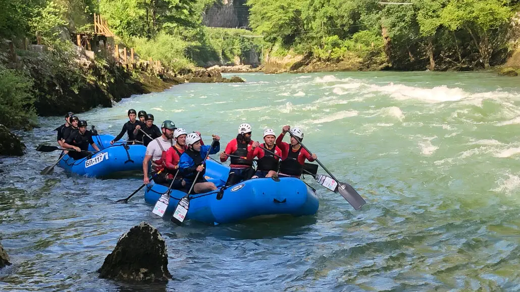 GTE Instructor rafting