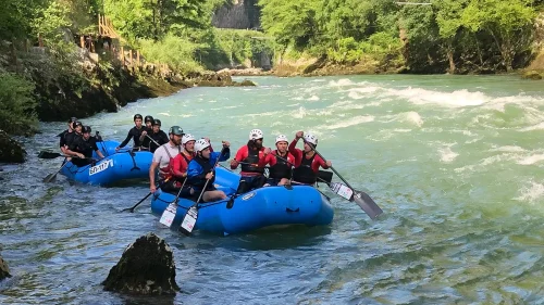 GTE Instructor rafting